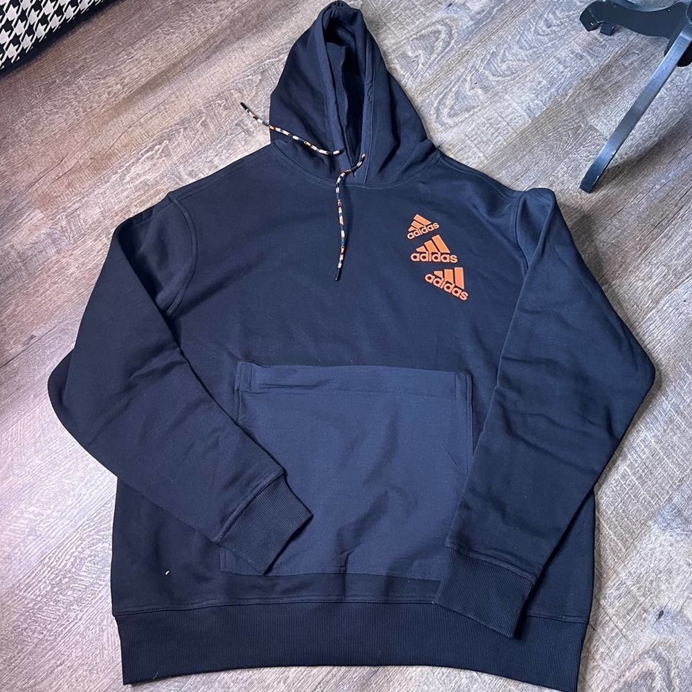 Adidas Essentials BrandLove Fleece Hoodie- Size XL - Picture 5 of 5